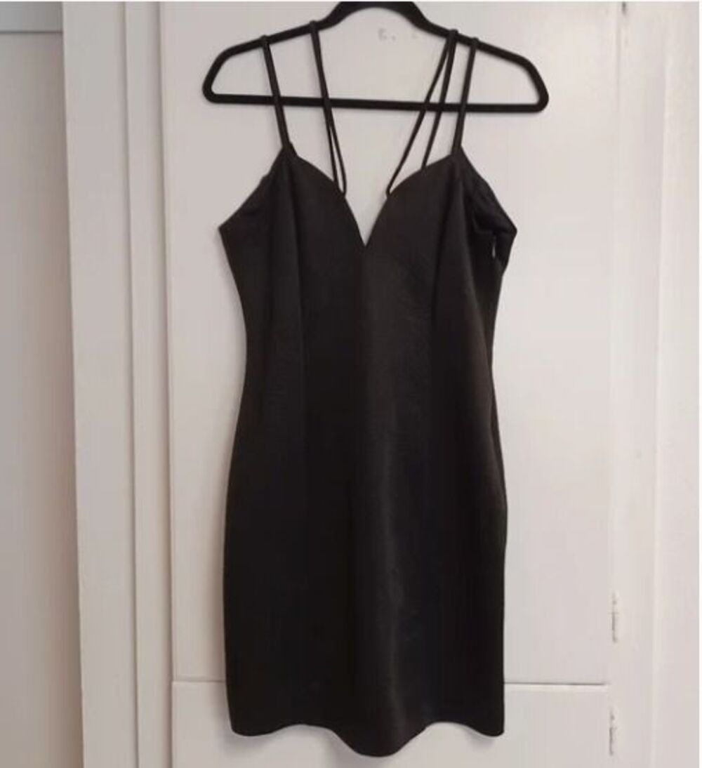 Little Black Dress cocktail double strap GUESS Los Angeles sz. 10